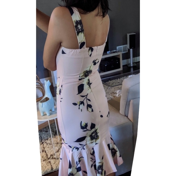 🆕 Floral Midi Dress - Picture 4 of 5